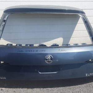 Zadní páté dveře Škoda SUPERB III combi