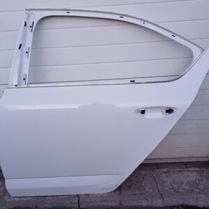 Dveře Škoda Octavia III hatchback