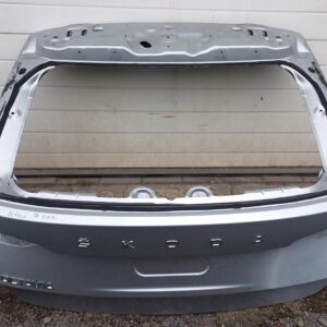 Zadní páté dveře Škoda Octavia IV combi