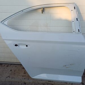 Dveře Škoda SUPERB III hatchback-liftback