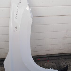 Blatník Škoda KAROQ pravý