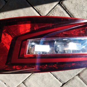 Zadní světlo Škoda SUPERB III