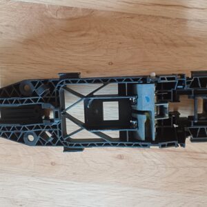 Třmen kliky vnějších dveři