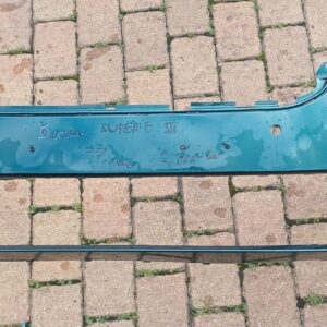 Přední nárazník Škoda SuperB III