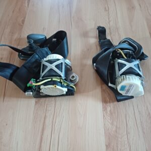 Přední pásy s předpínačem Škoda